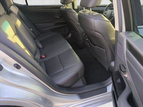 Used 2025 Lexus ES 350 w/ Premium Package image 20