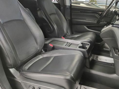 Used 2021 Honda Odyssey Touring image 14