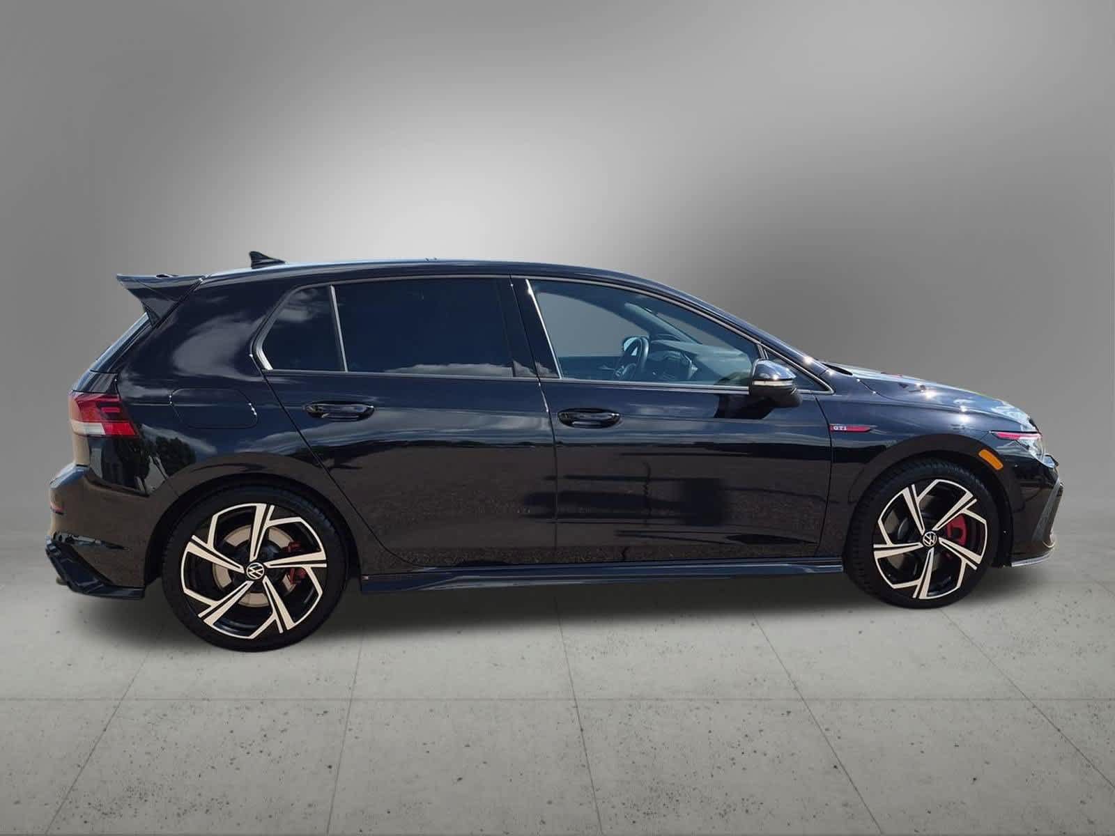 Used 2024 Volkswagen GTI SE FWD image 7