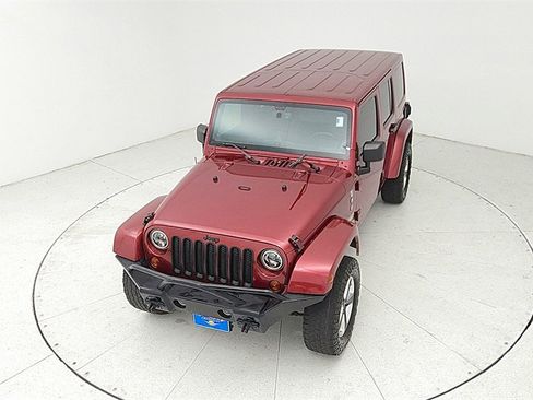 Used 2013 Jeep Wrangler Unlimited Sahara w/ Connectivity Group image 12