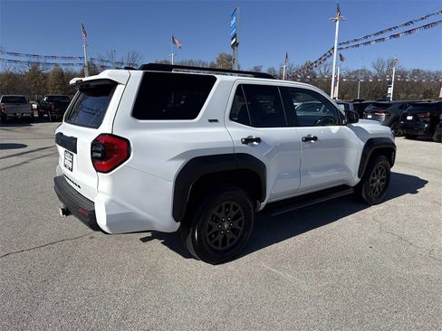 Used 2025 Toyota 4Runner SR5 image 7