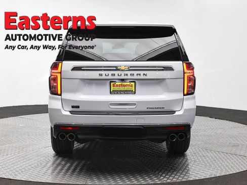 Used 2023 Chevrolet Suburban Premier RWD image 6