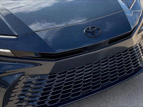 Used 2025 Toyota Camry XSE image 29