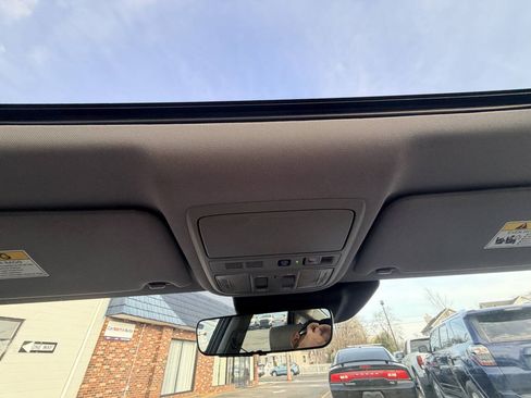 Used 2018 Honda Accord Touring image 52