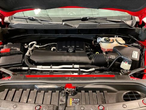 Used 2021 Chevrolet Silverado 1500 LT AWD/4WD image 29