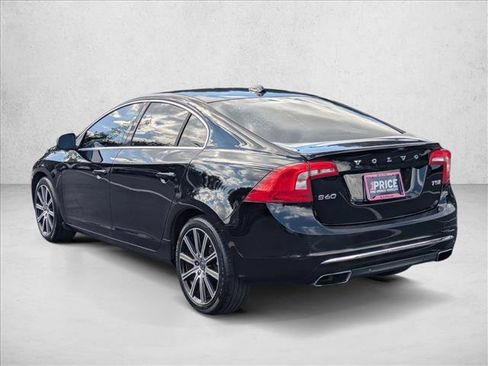 Used 2017 Volvo S60 T5 Inscription FWD image 8