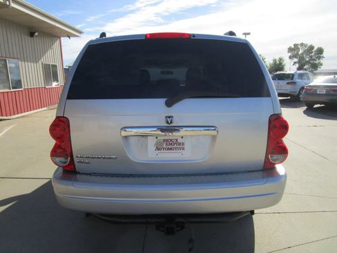Used 2006 Dodge Durango SLT AWD/4WD image 8