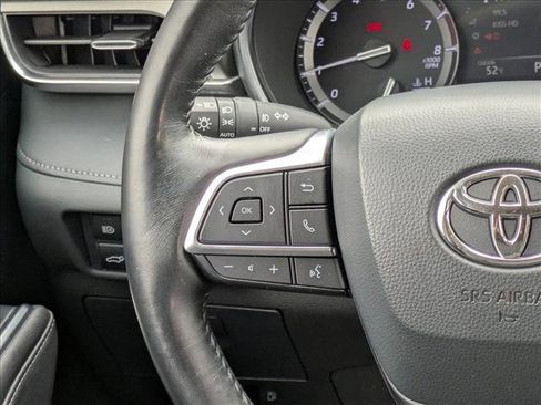 Used 2020 Toyota Highlander Limited image 30