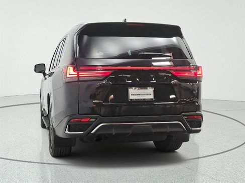 Used 2025 Lexus LX 700h F Sport AWD/4WD image 6