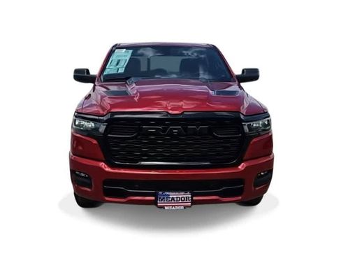 New 2026 RAM 1500 Express AWD/4WD image 3