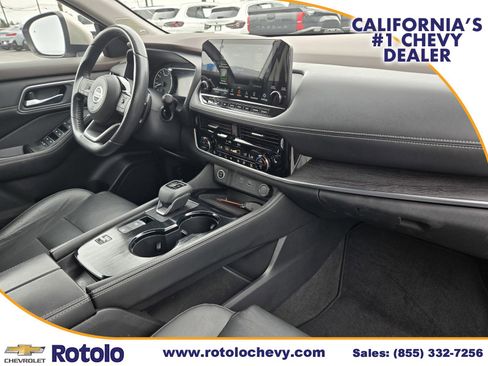 Used 2021 Nissan Rogue SL w/ Premium Package image 9