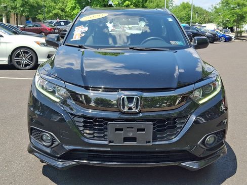 Used 2020 Honda HR-V Sport image 2