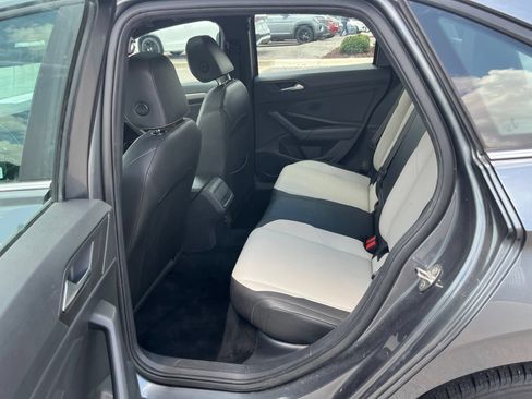 Used 2019 Volkswagen Jetta R-Line w/ R-Line Cold Weather Package FWD image 29