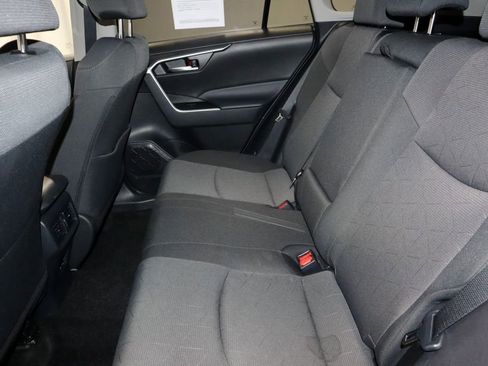 Used 2025 Toyota RAV4 XLE AWD/4WD image 20