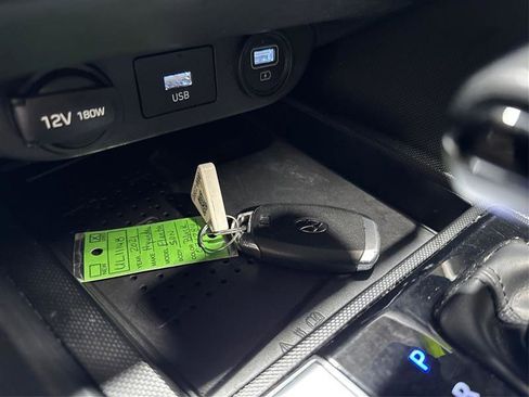 Used 2021 Hyundai Elantra Limited w/ Cargo Package image 27