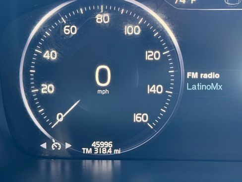 Used 2021 Volvo S60 T5 Momentum w/ Premium Package image 33