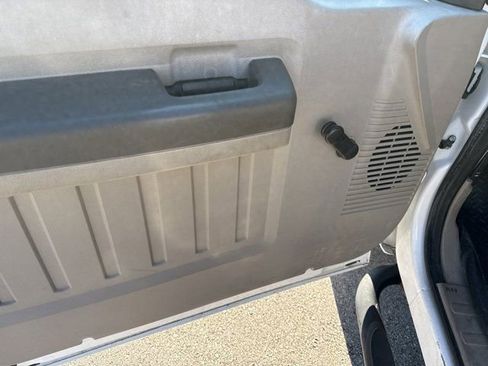 Used 2008 Ford F350 4x4 Regular Cab Super Duty image 14