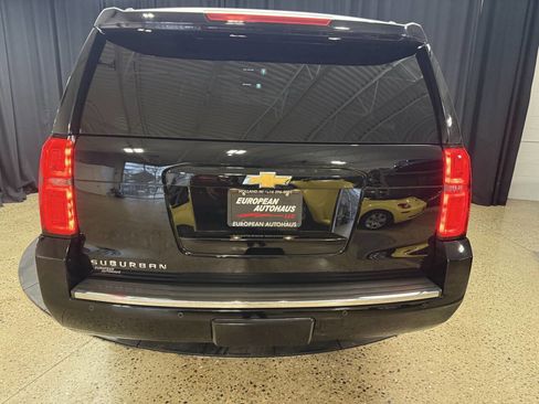 Used 2016 Chevrolet Suburban LTZ image 6