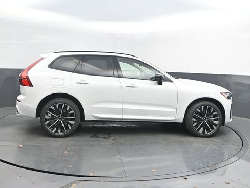 New 2026 Volvo XC60 B5 Ultra w/ Climate Package AWD/4WD image 8