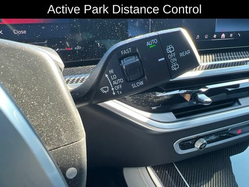 Used 2024 BMW X5 M60i AWD/4WD image 25
