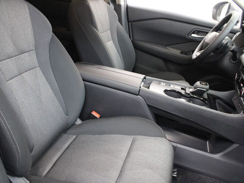 New 2026 Nissan Rogue SV image 22