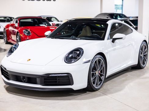 Used 2021 Porsche 911 Carrera S RWD image 12
