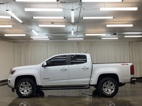 Used 2018 Chevrolet Colorado LT w/ LT Convenience Package image 10