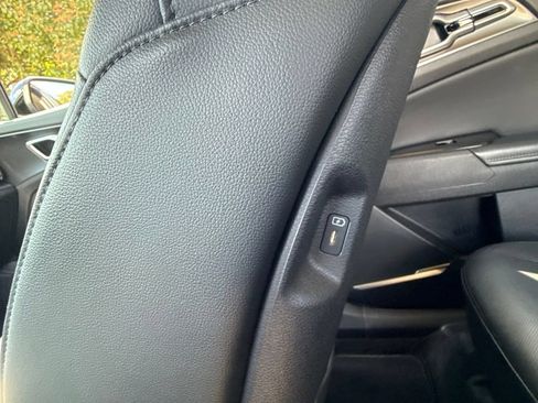Used 2023 Kia Sportage EX AWD/4WD image 15