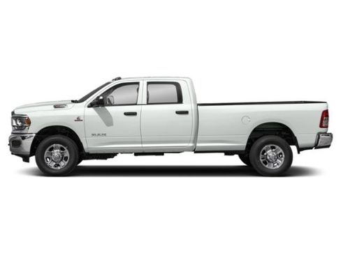 Certified 2022 RAM 2500 Big Horn w/ Night Edition AWD/4WD image 3