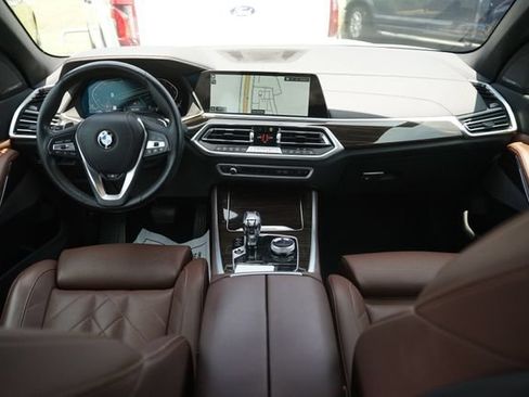 Used 2023 BMW X5 xDrive40i w/ Premium Package AWD/4WD image 21