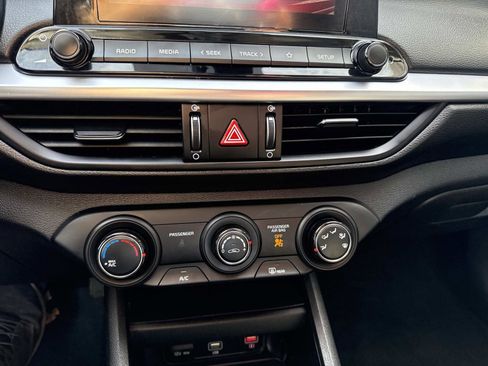 Used 2024 Kia Forte LXS image 21