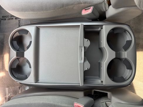 Used 2009 Toyota Sienna LE FWD image 33