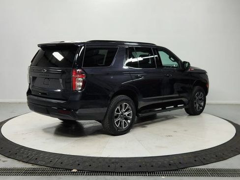 Used 2024 Chevrolet Tahoe Z71 w/ Luxury Package AWD/4WD image 8