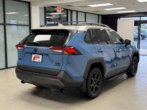 Certified 2023 Toyota RAV4 TRD Off-Road image 11
