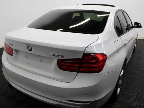 Used 2014 BMW 320i xDrive Sedan image 6