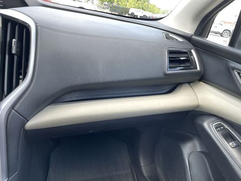Used 2019 Subaru Ascent Limited w/ Popular Package #3 AWD/4WD image 16