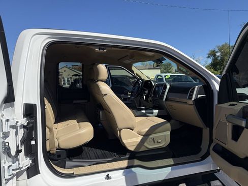 Used 2017 Ford F250 Lariat w/ Chrome Package AWD/4WD image 21