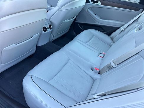 Used 2015 Hyundai Genesis 3.8 w/ Option Group 04 image 12