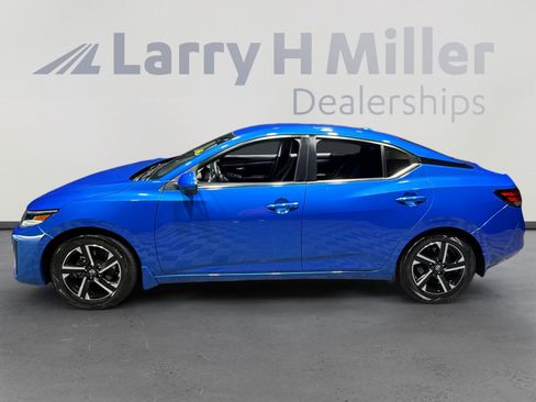 Certified 2024 Nissan Sentra SV w/ Trunk Package FWD image 2