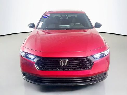 Used 2024 Honda Accord Sport image 3