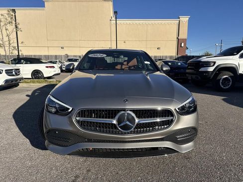 Used 2024 Mercedes-Benz C 300 Sedan image 2