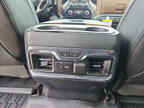 Used 2020 Chevrolet Silverado 1500 High Country w/ Technology Package AWD/4WD image 17