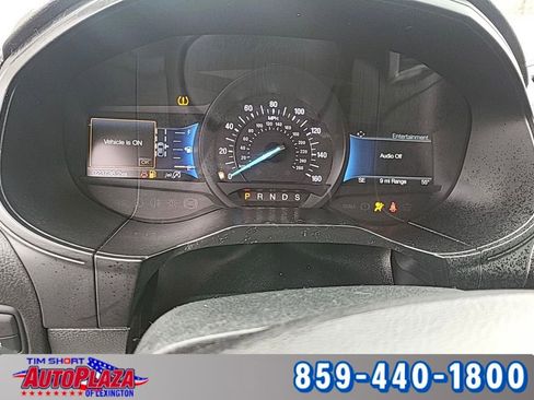 Used 2022 Ford Edge SEL w/ Sport Appearance Package image 4