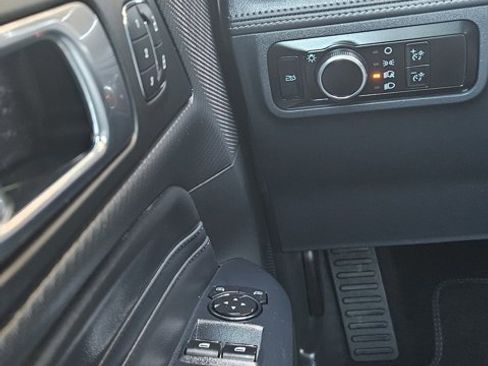 Certified 2024 Ford Mustang Premium image 18