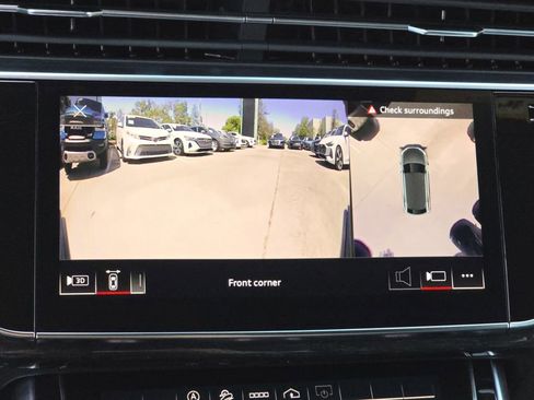 Certified 2022 Audi SQ8 Premium Plus w/ Executive Package image 27