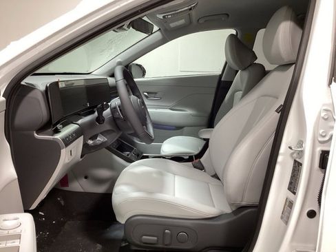 New 2026 Hyundai Kona SEL Premium image 17