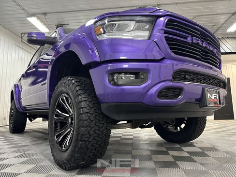 Used 2024 RAM 1500 Laramie AWD/4WD image 15