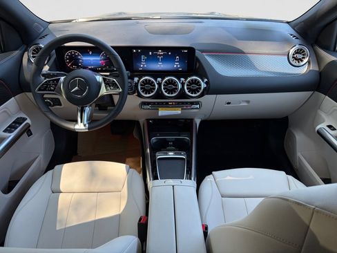 New 2026 Mercedes-Benz GLA 250 4MATIC image 14