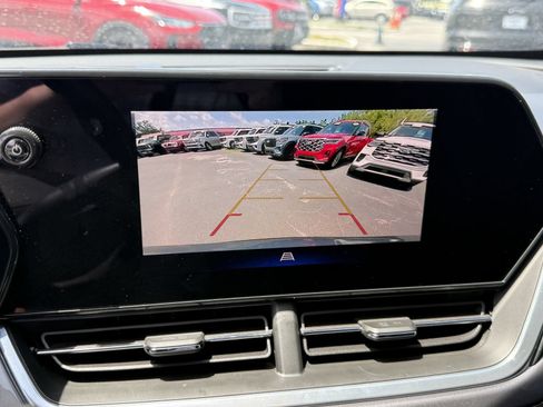 Used 2025 Chevrolet Trax ACTIV w/ Sunroof Package FWD image 25