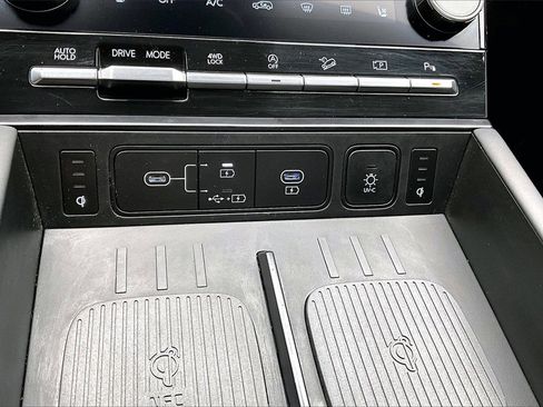 Used 2025 Hyundai Santa Fe Calligraphy image 33